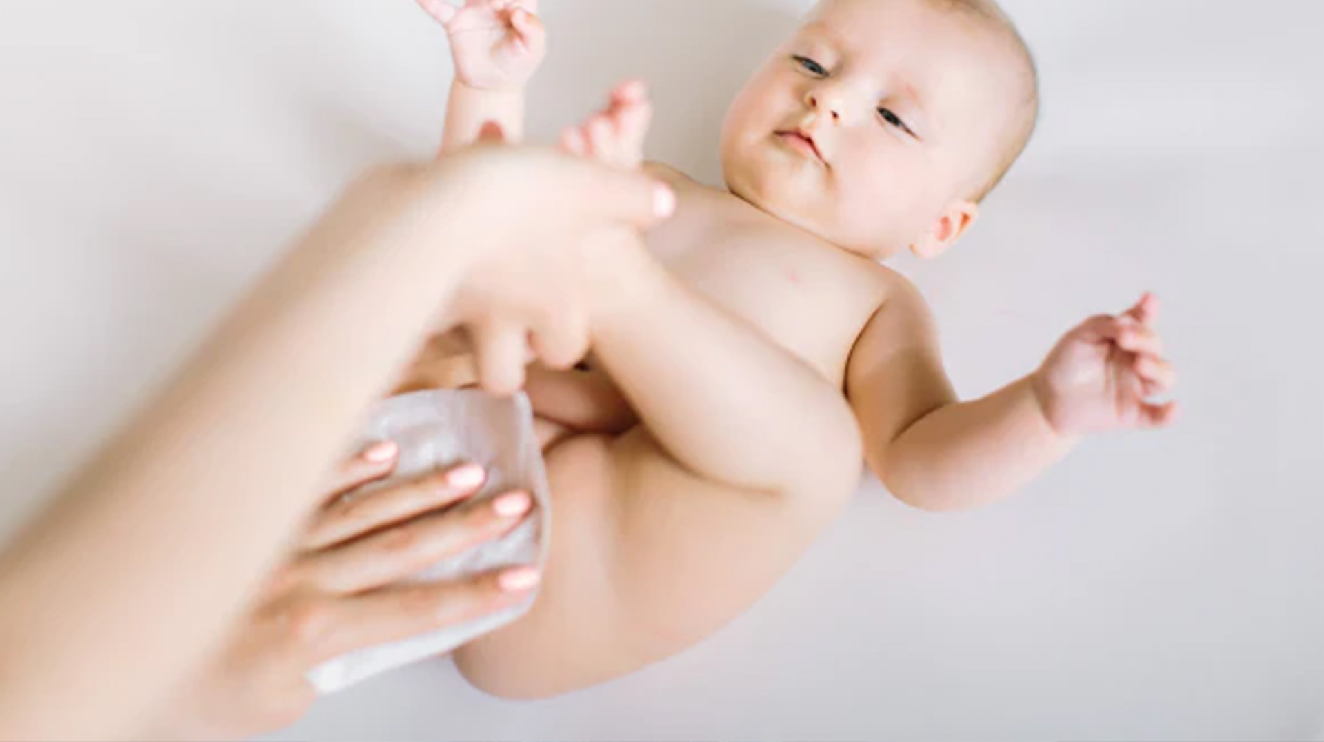 Scelta delicata per la cura della pelle del bambino